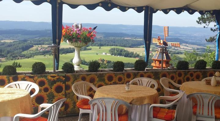 Gaststatte Haus Rechberg Zwischen Himmel und Erde